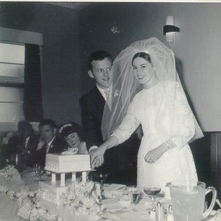 Judith Thynner marries Peter Walshe