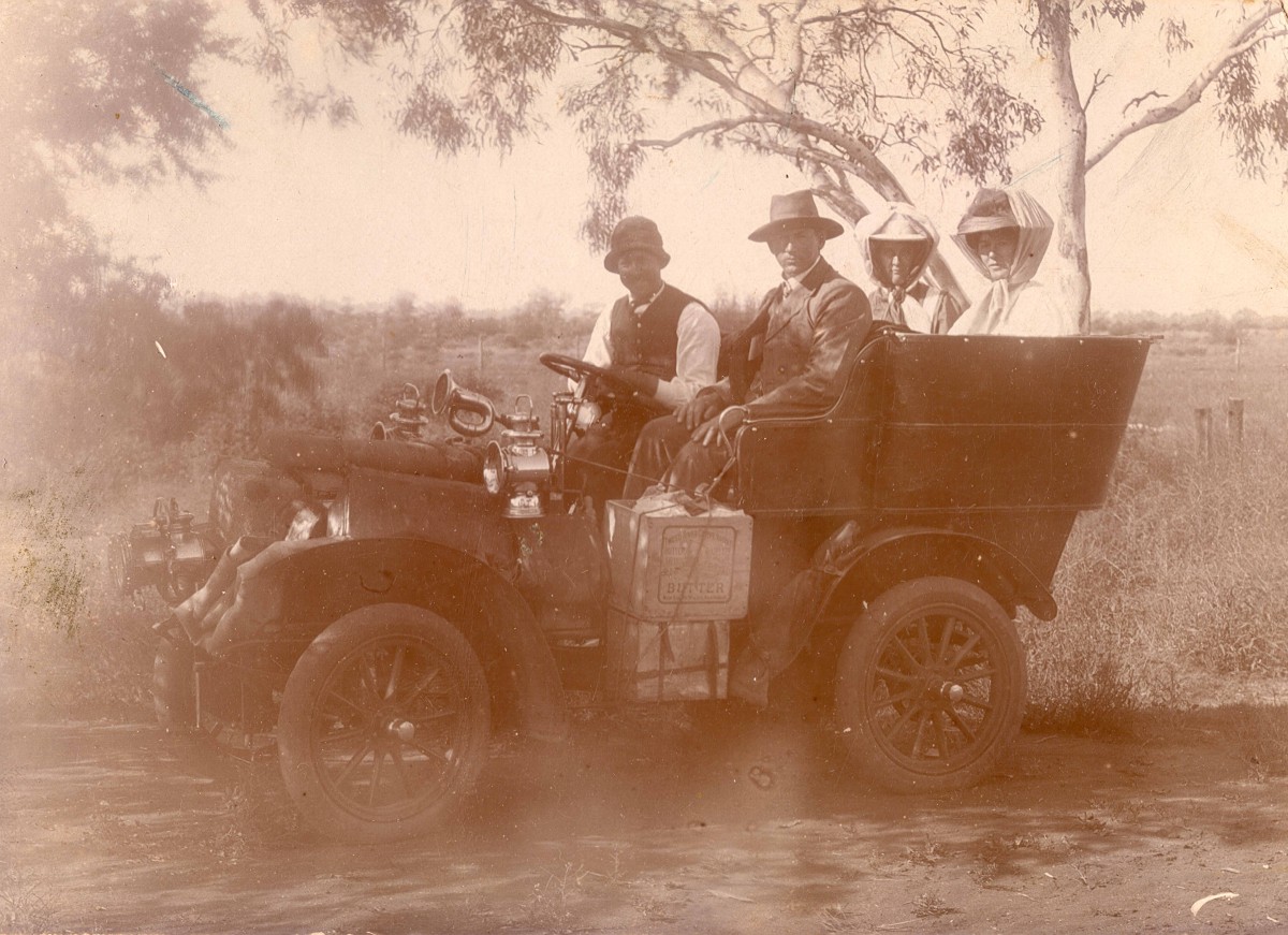 Alice Easter Willows and mother Eleanor Spencer